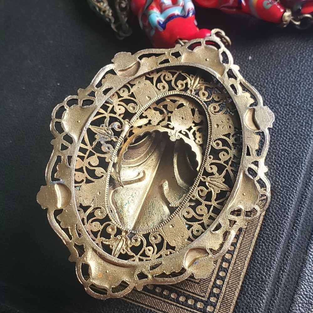 True Art Deco Art Glass And Brass Necklace View 5